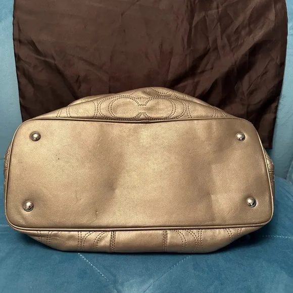 Coach Purse - Picture 4 of 5